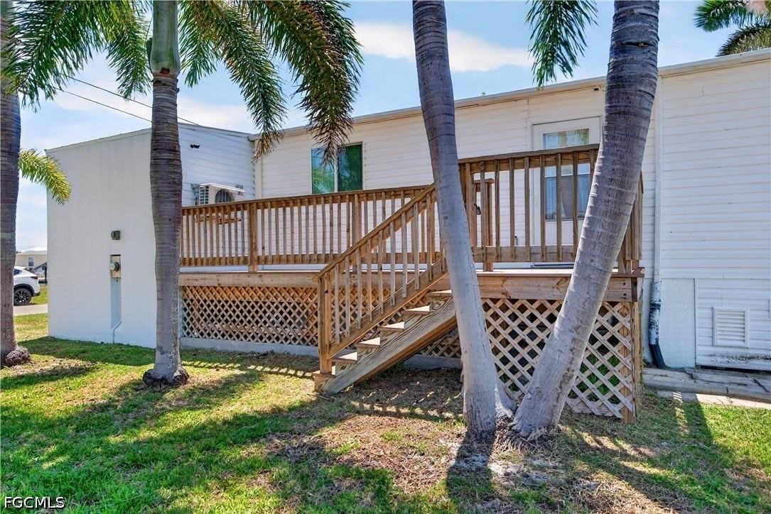 3864 Royal Palm Dr - Photo 2 of 28