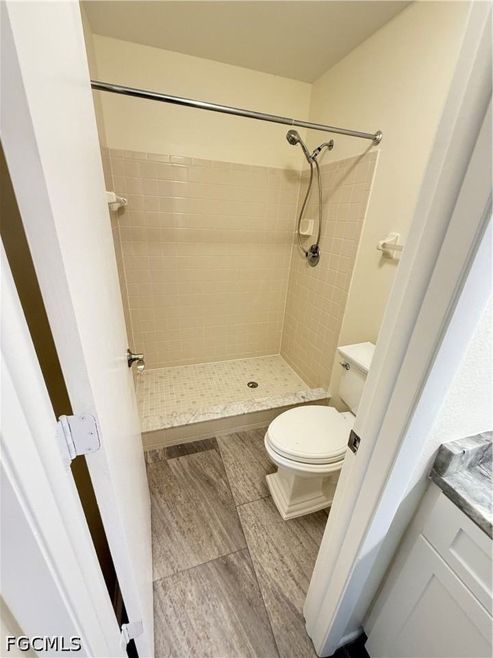 17426 Birchwood Ln #6 - Photo 5 of 25