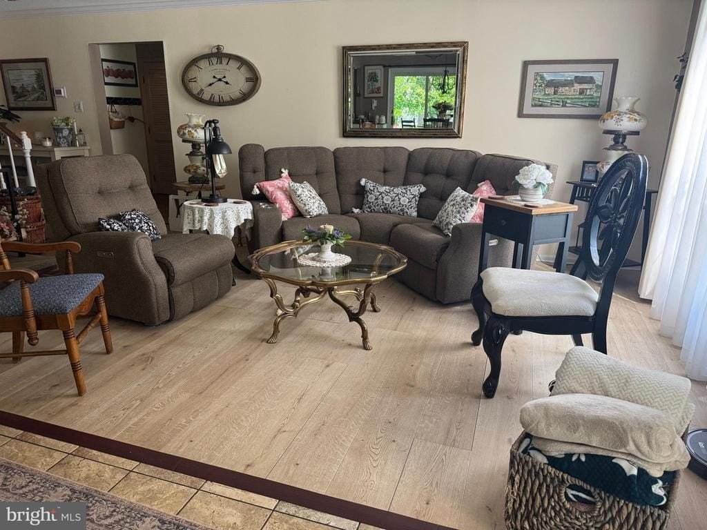 321 Danbury Ct #321 - Photo 4 of 24