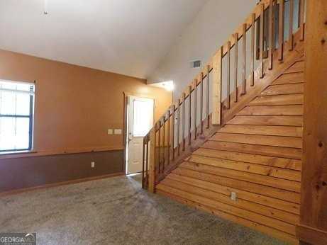 146 Winding Way - Photo 3 of 10