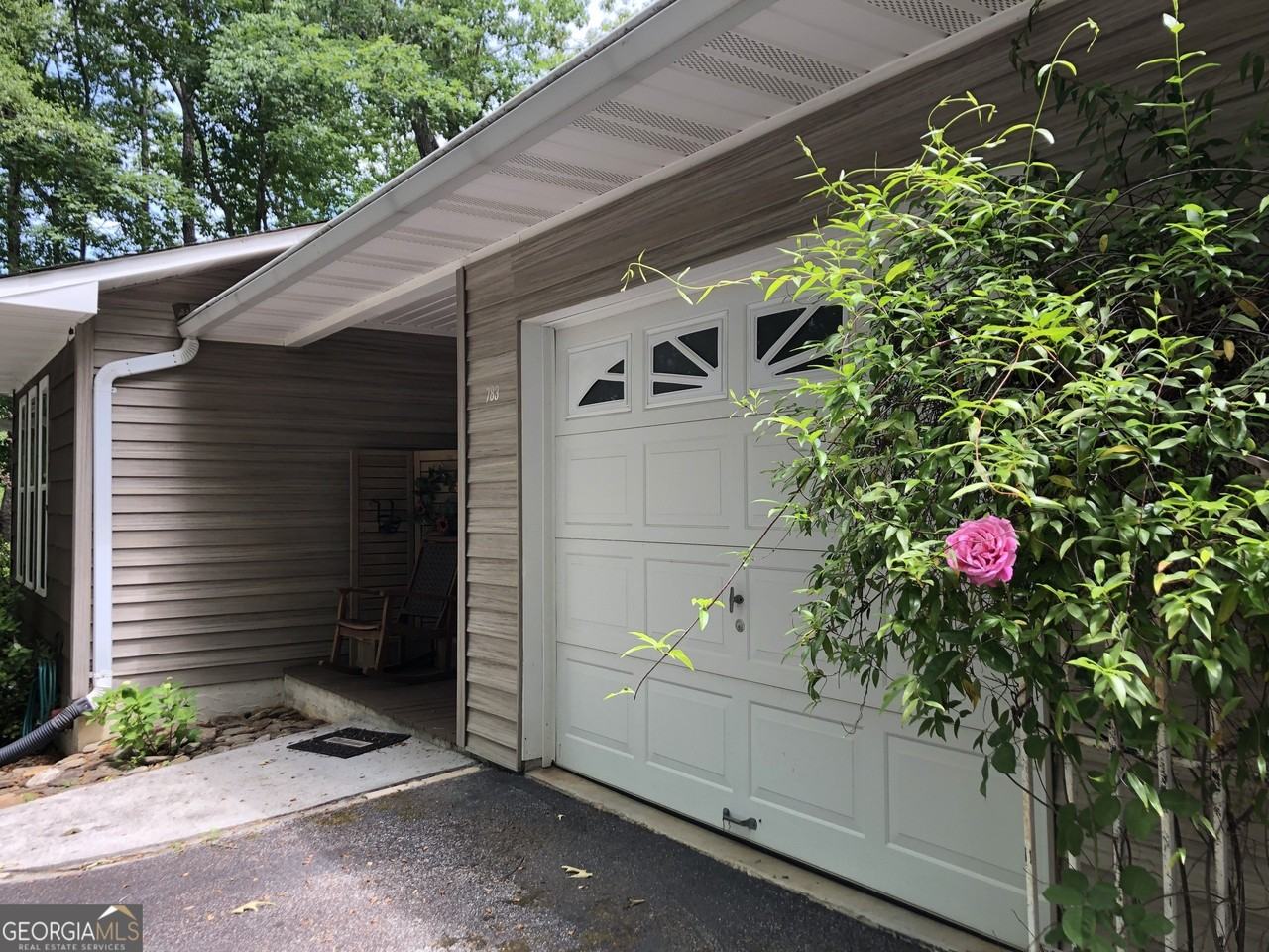783 Henderson Falls Rd - Photo 2 of 39
