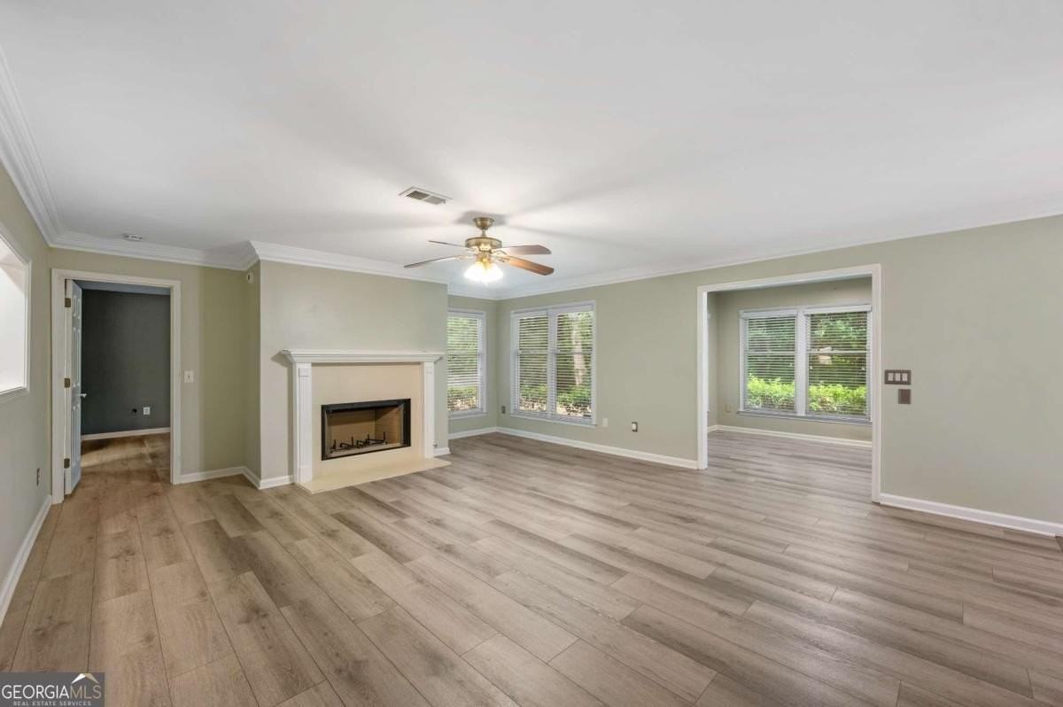601 Abingdon Way - Photo 5 of 32