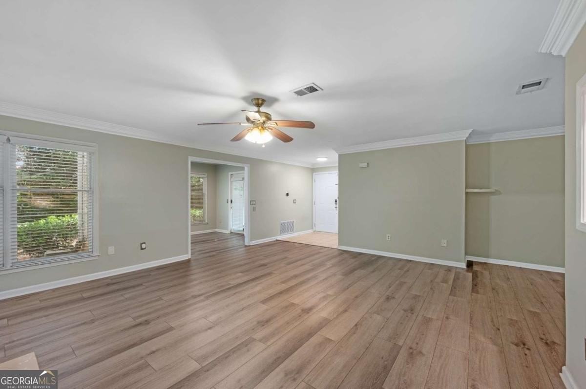 601 Abingdon Way - Photo 6 of 32