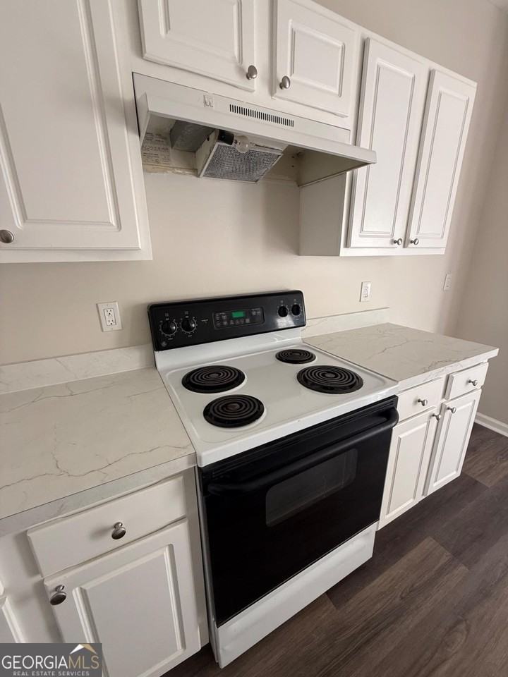 8106 Wynfield Dr #1 - Photo 4 of 19