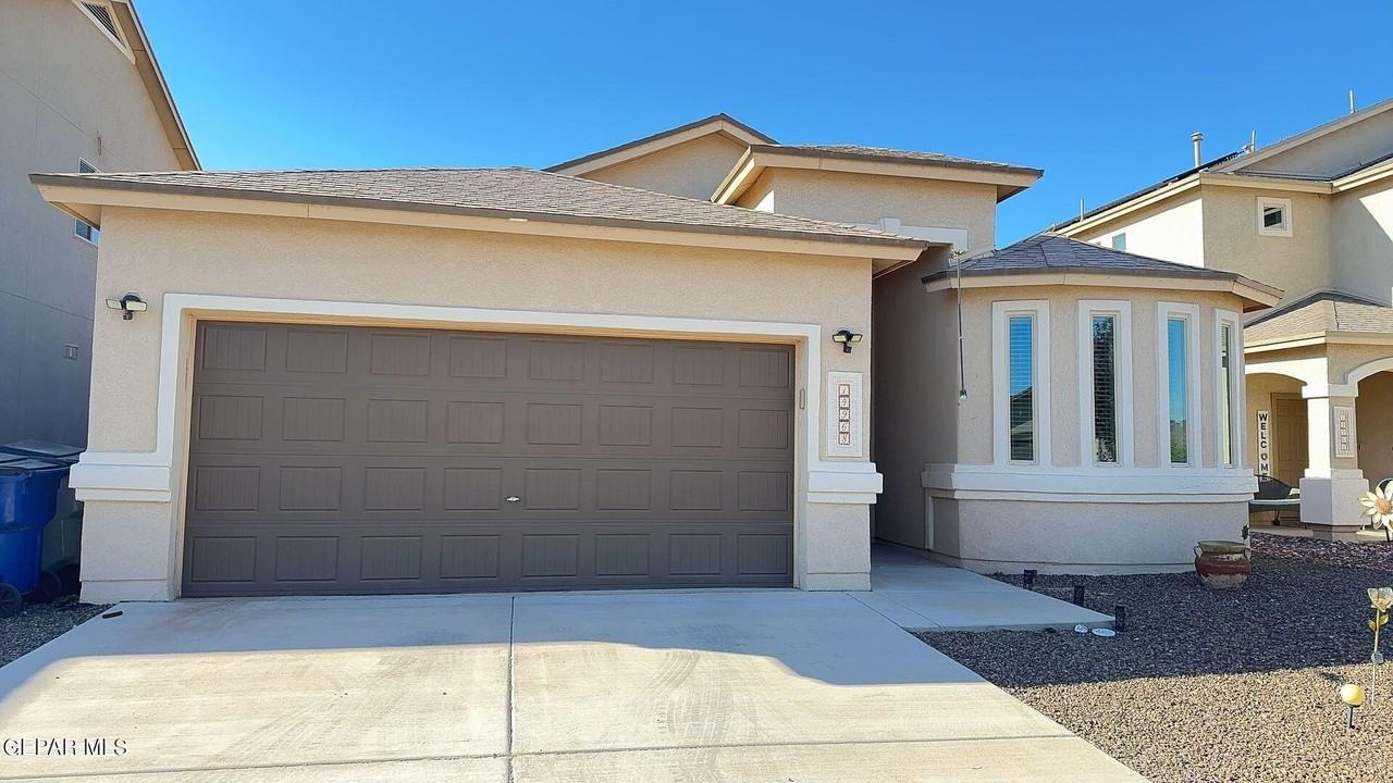 14968 Boer Trail Ave - Photo 2 of 22