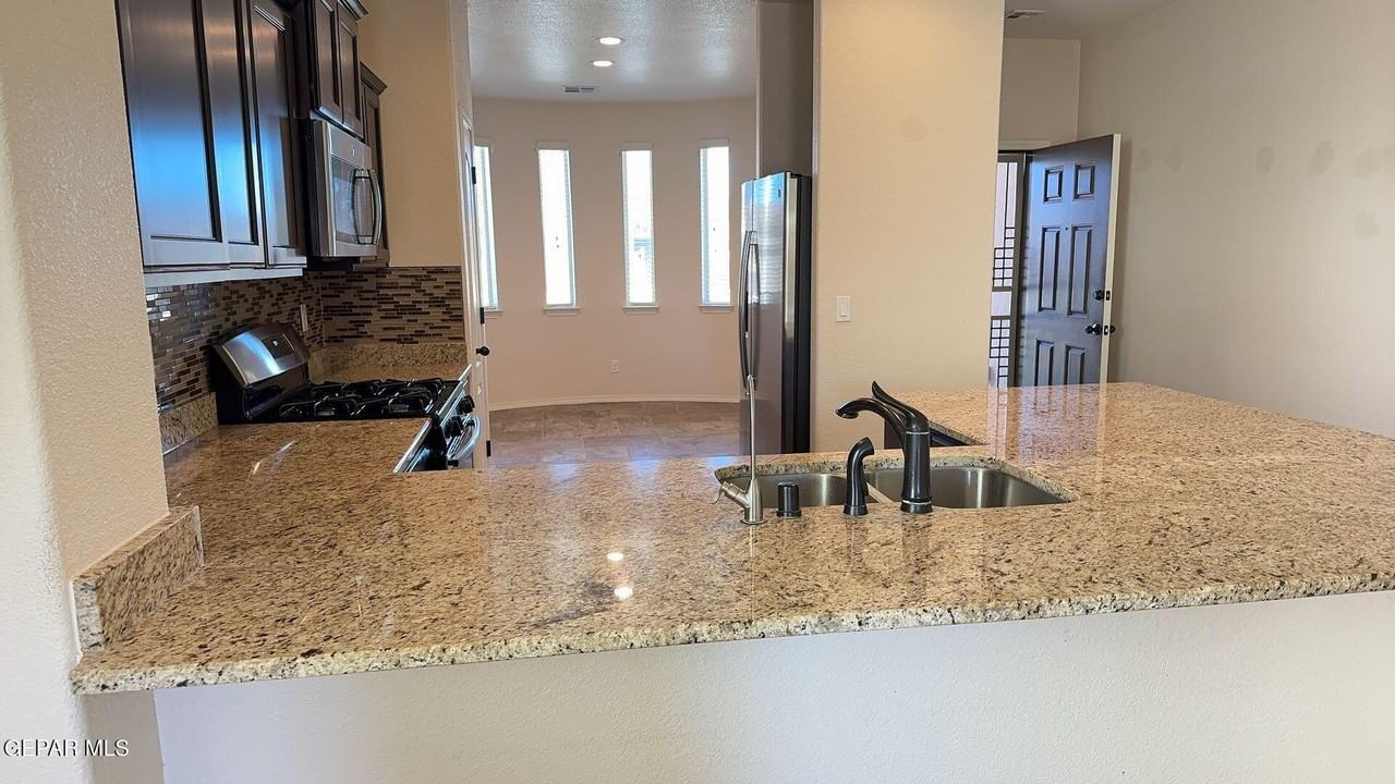 14968 Boer Trail Ave - Photo 6 of 22