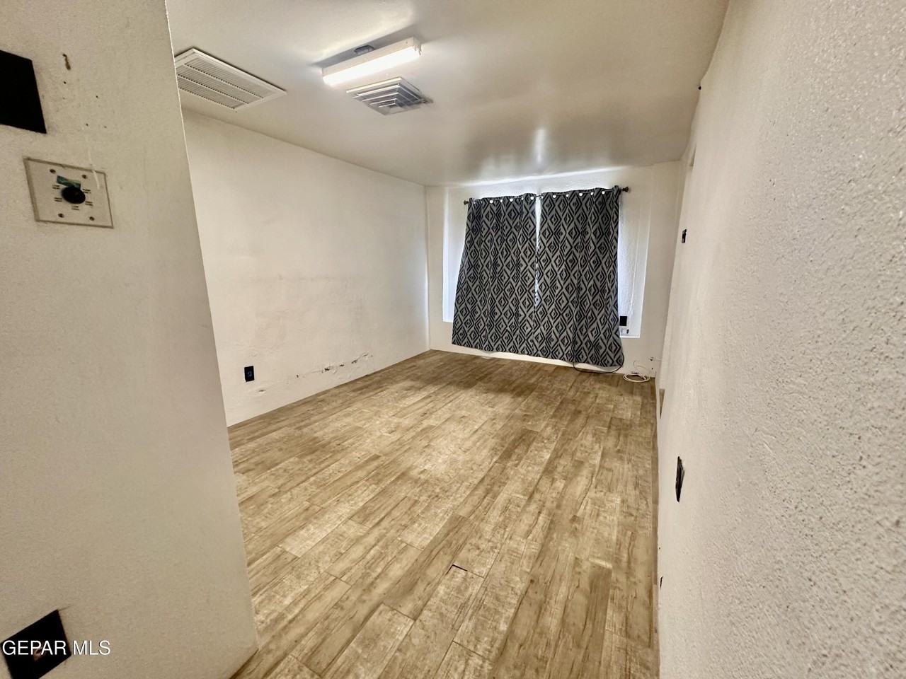 504 Cincinnati Ave #REAR - Photo 7 of 11