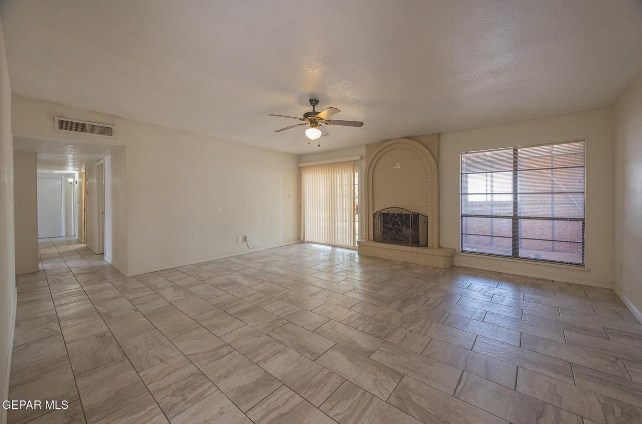 3329 Running Deer Dr - Photo 6 of 18