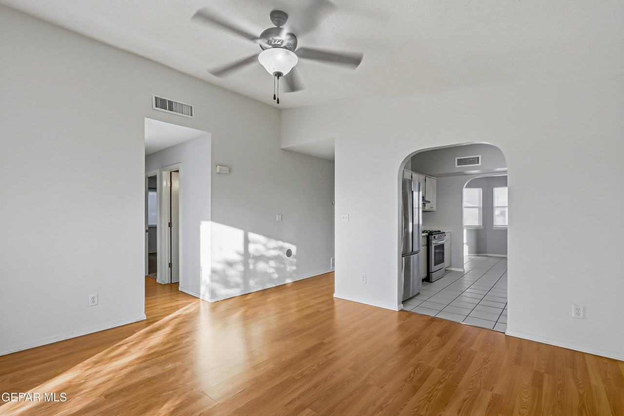 12483 Tierra Dulce Dr - Photo 3 of 13
