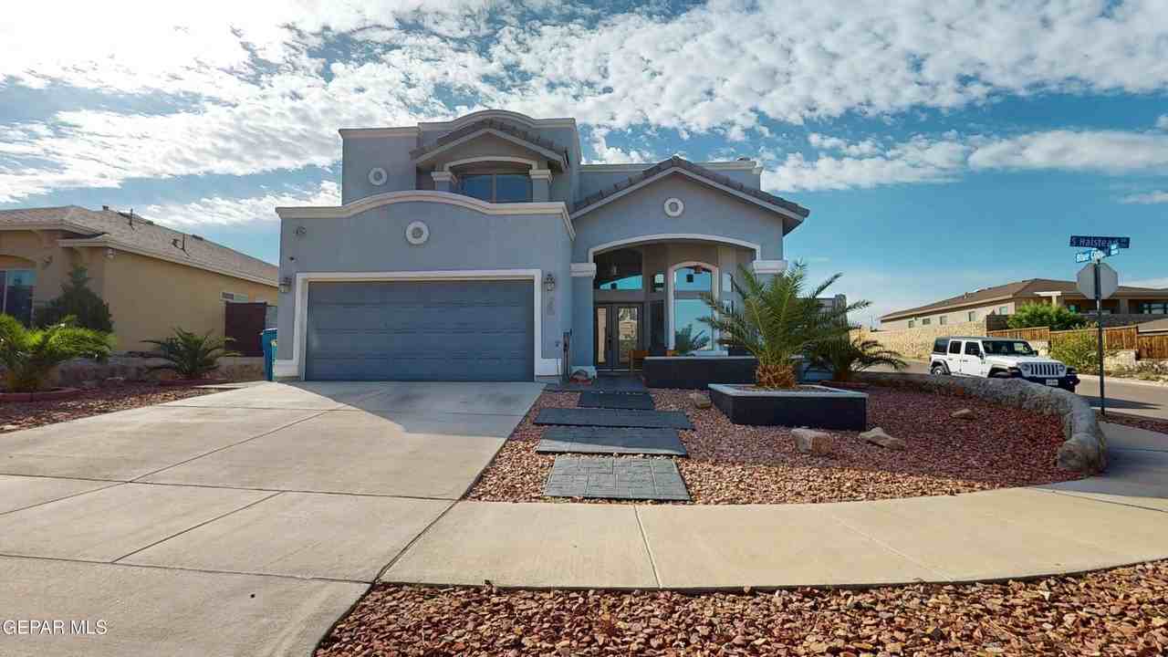 240 S Halstead Dr