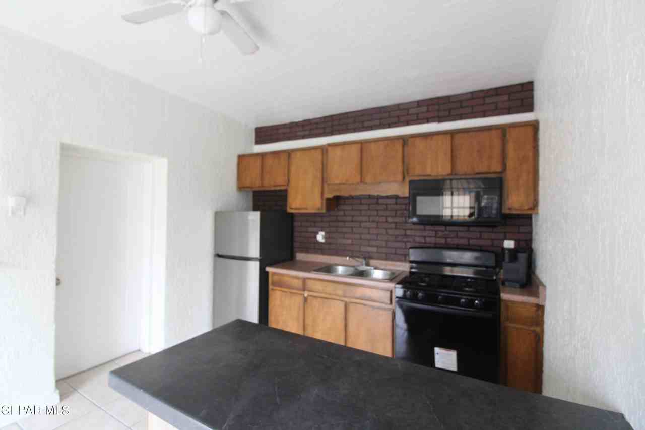 601 N Copia St #2 - Photo 2 of 14