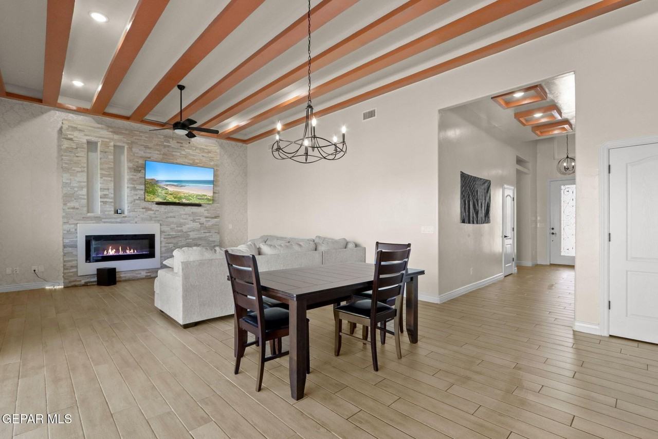 12321 Desert Dove Ave - Photo 5 of 25