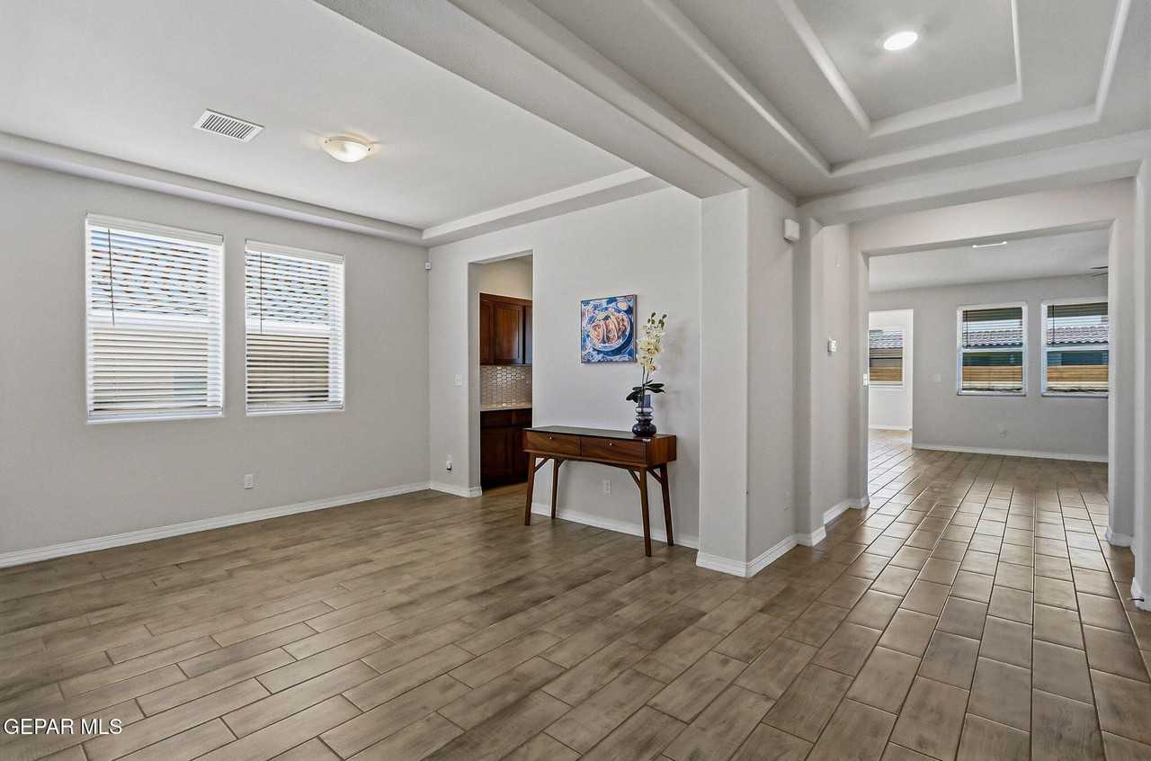 7509 Enchanted Park Dr - Photo 6 of 50
