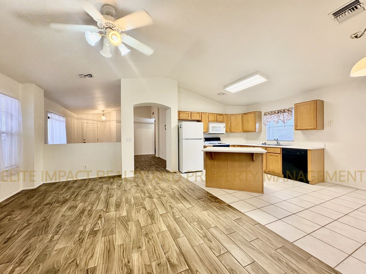 9073 E Muleshoe St #1 - Photo 7 of 30
