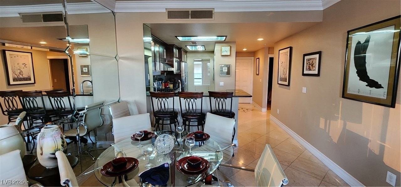 210 E Flamingo Rd #326