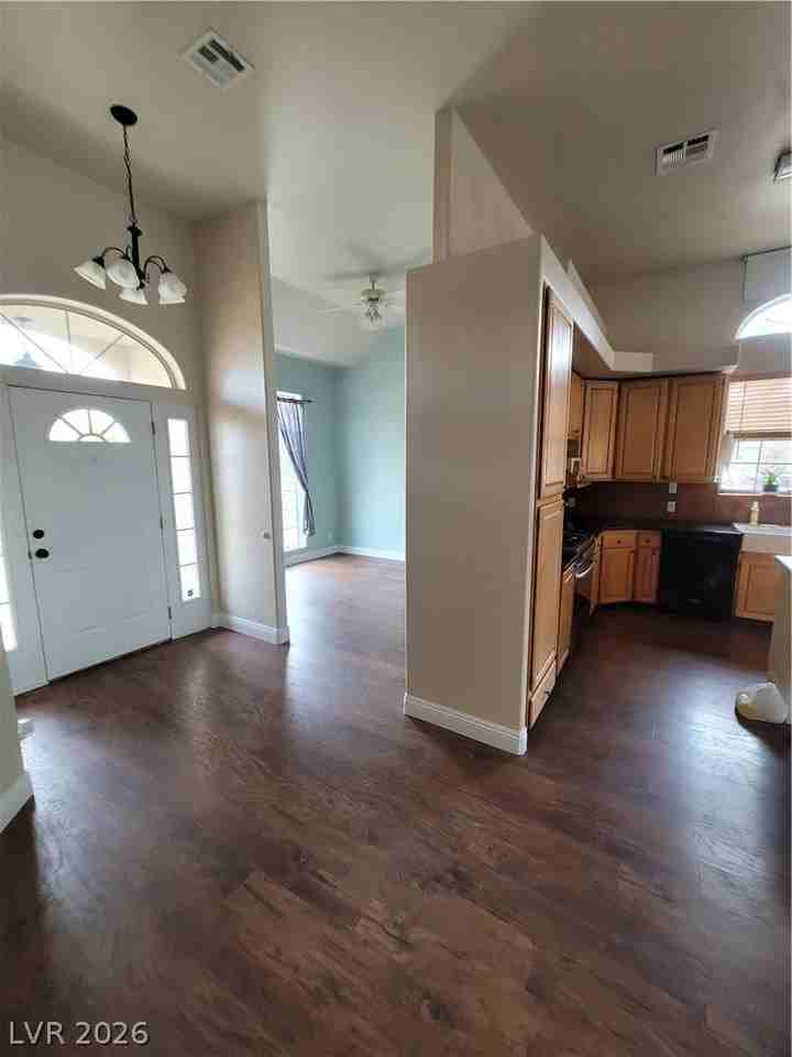 1951 Jim Haworth Ct - Photo 6 of 44