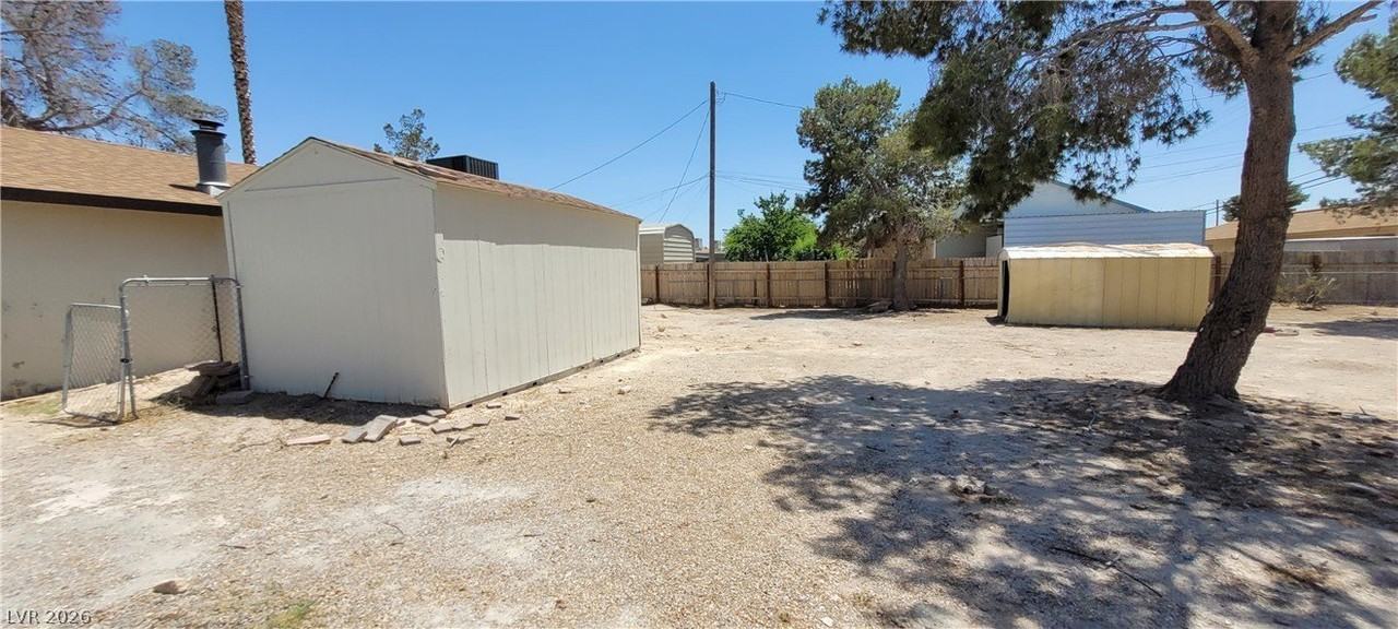 4341 San Mateo St - Photo 3 of 38