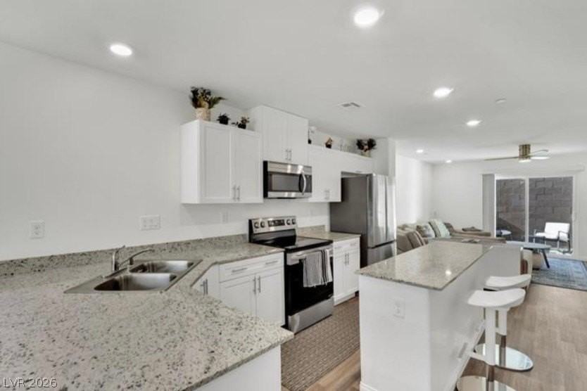 5641 Fathom Blue St - Photo 4 of 37