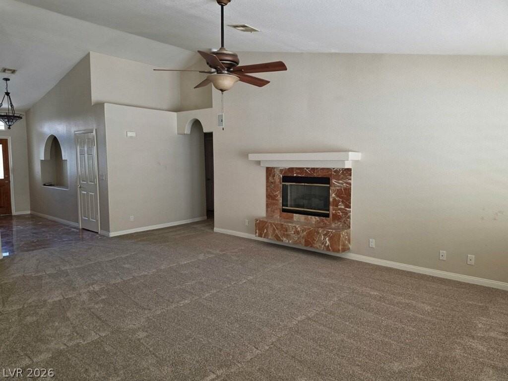 6912 Green Island Ave - Photo 2 of 12