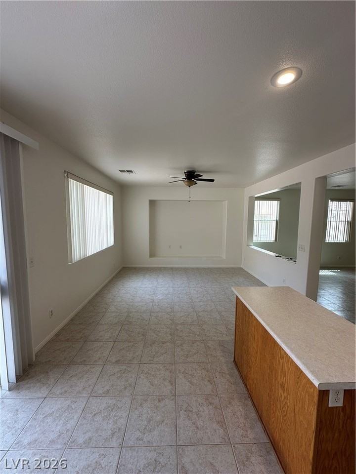 11056 Piedmont Valley Ave - Photo 5 of 30