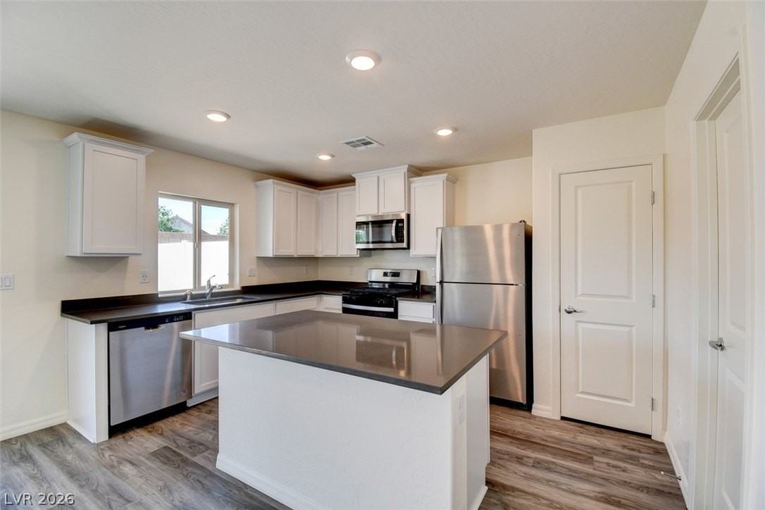 1705 Cowboy Path Ave - Photo 6 of 18