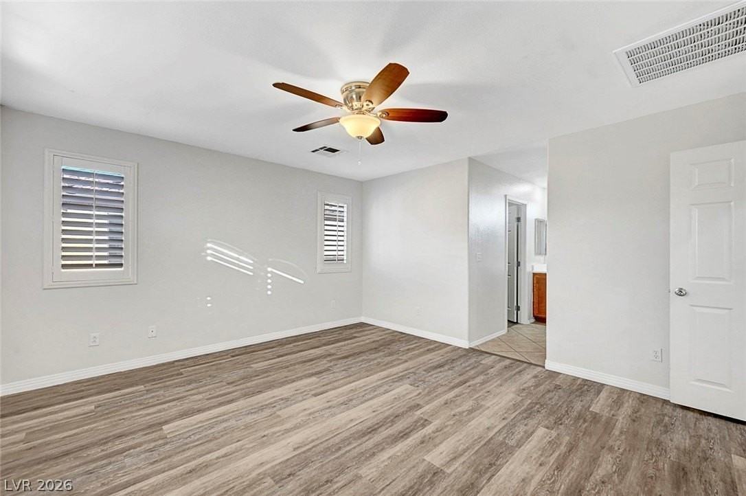 514 Eresma St - Photo 4 of 32