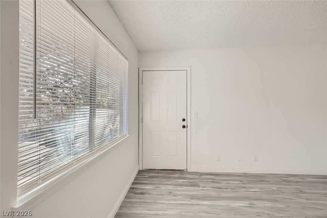 4364 Tara Ave #D - Photo 2 of 28