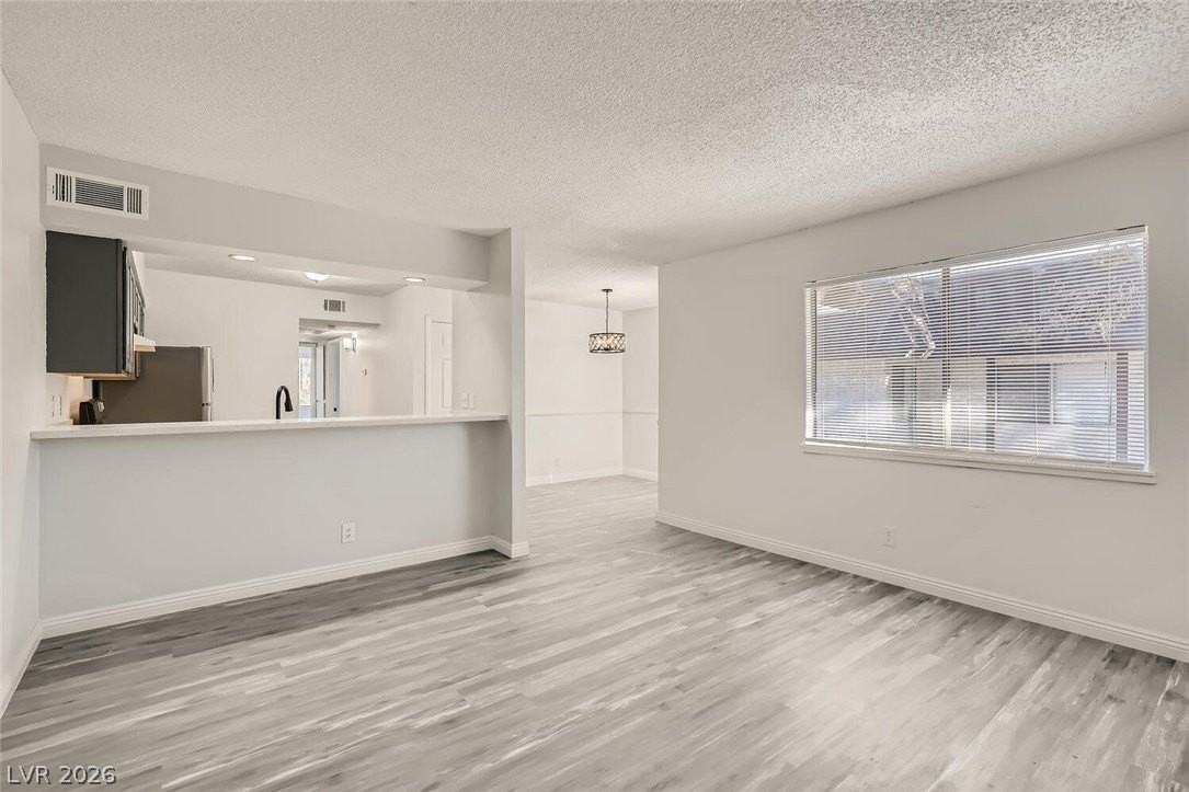 4364 Tara Ave #D - Photo 5 of 28