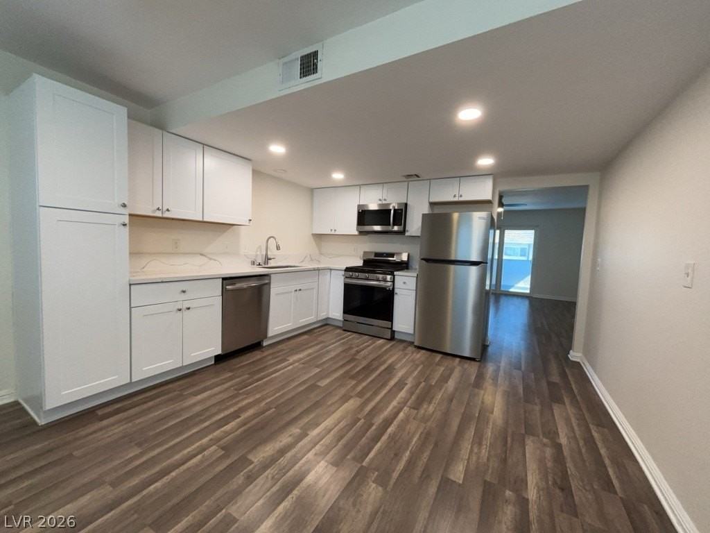 2856 Klinger Cir #3 - Photo 4 of 10