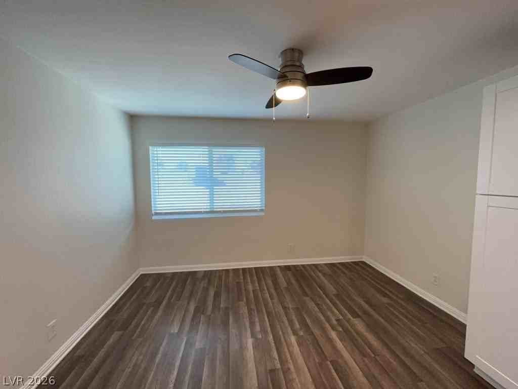 2856 Klinger Cir #3 - Photo 5 of 10