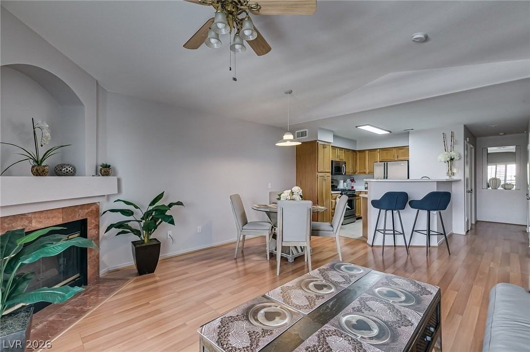 5415 W Harmon Ave #2114 - Photo 2 of 17
