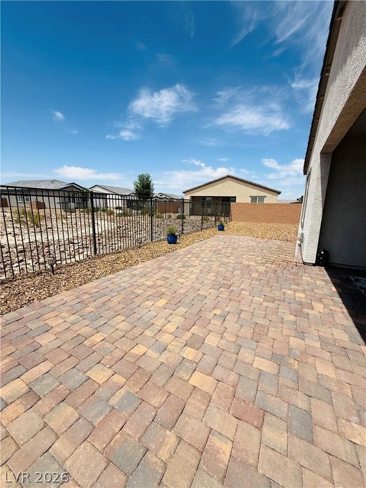 4379 E Cactus Canyon Dr - Photo 2 of 15