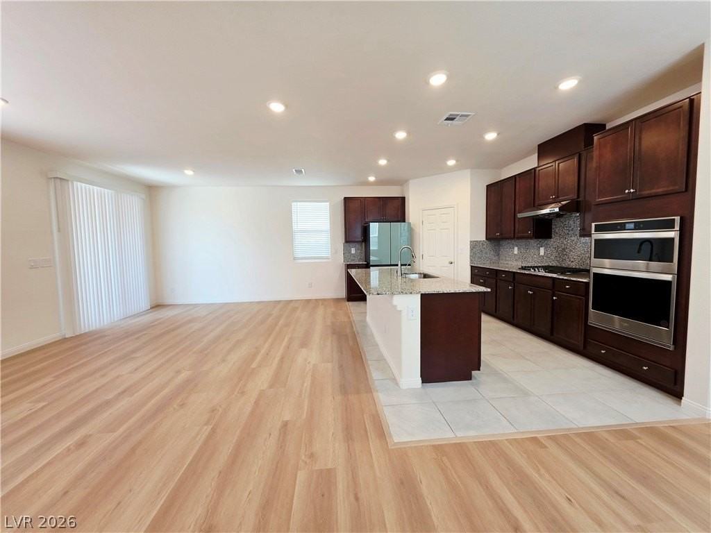 5735 Holbeche St - Photo 5 of 24