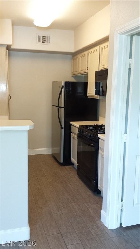 7143 S Durango Dr #106 - Photo 2 of 15
