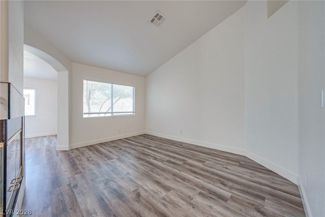 3738 Saint Phillip Ct - Photo 4 of 15