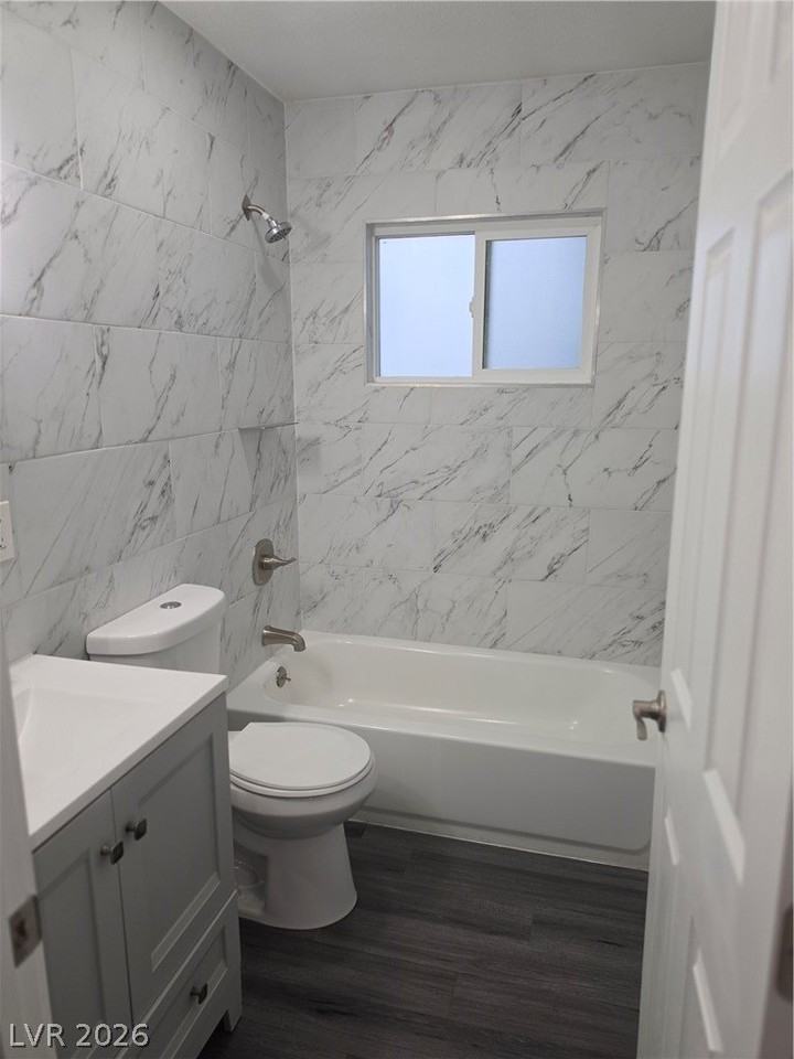 4952 E Harmon Ave - Photo 6 of 10