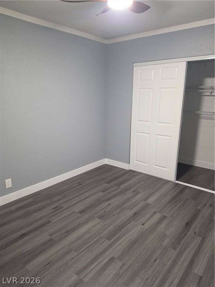4952 E Harmon Ave - Photo 7 of 10