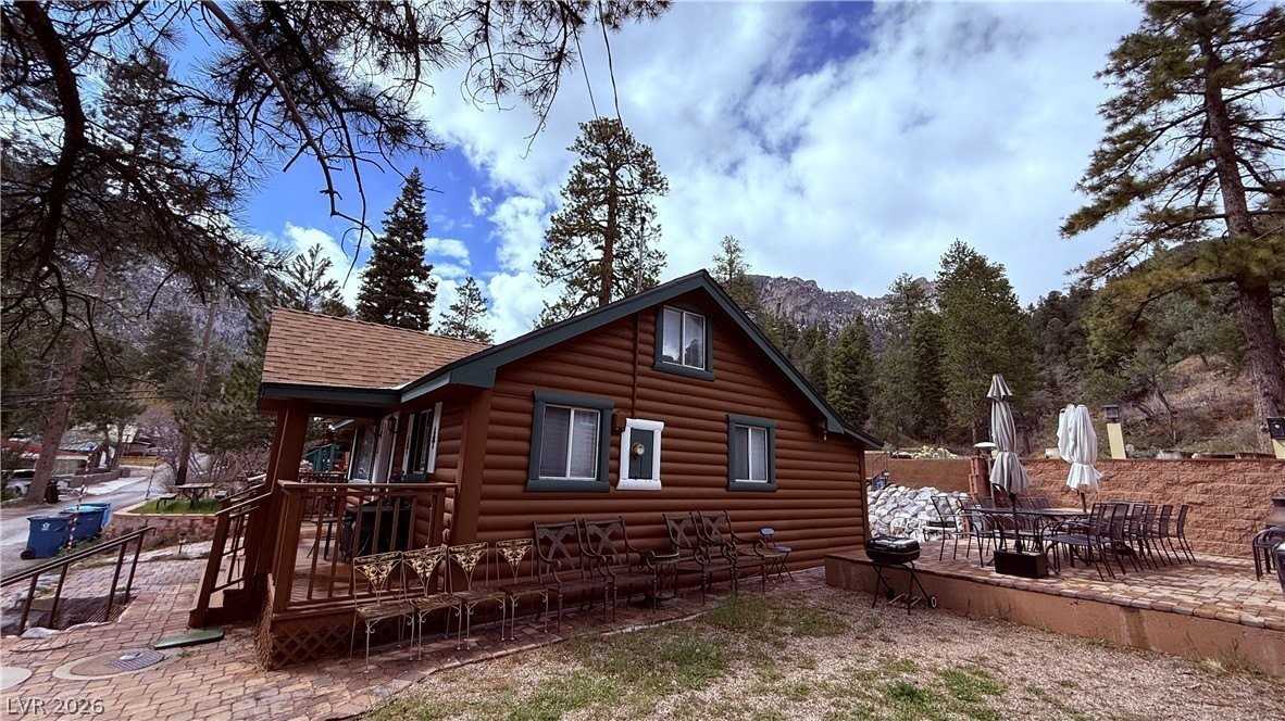 4518 Yellow Pine Ave - Photo 4 of 16
