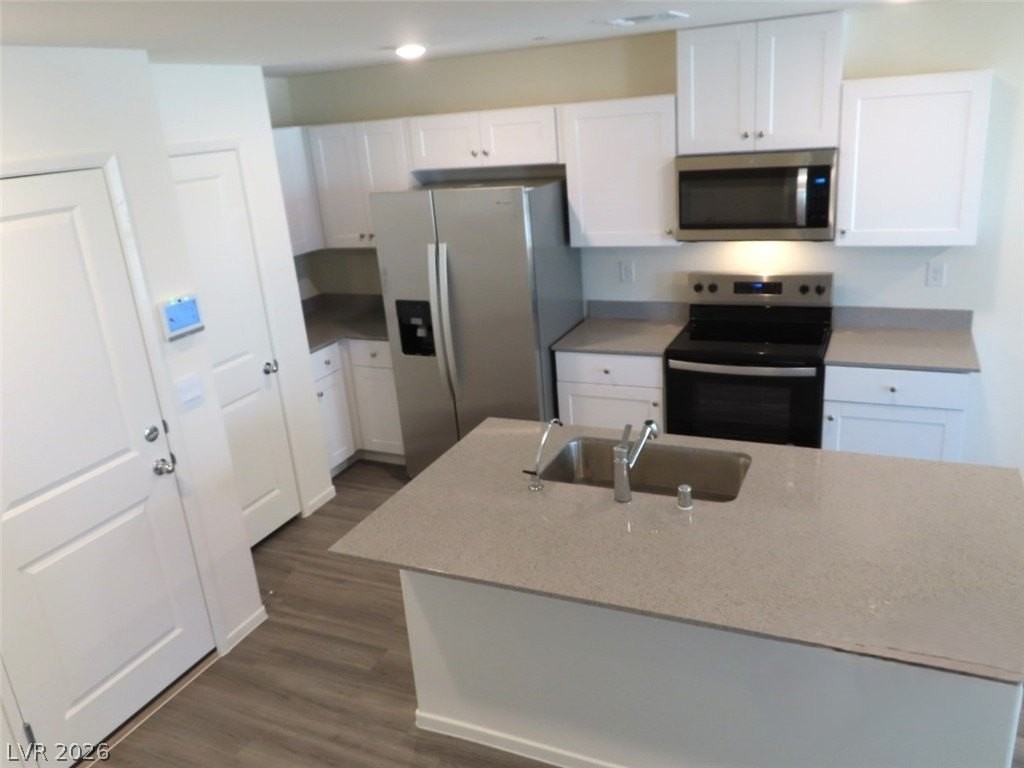 1901 Nydia Vista St - Photo 6 of 40