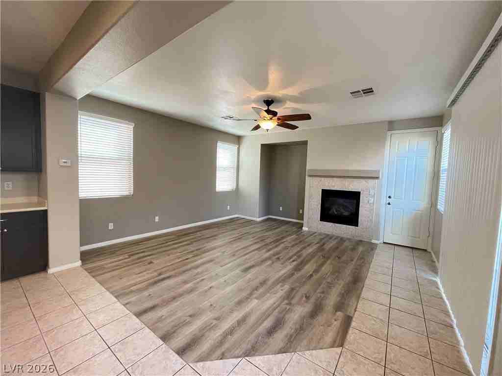 10445 Foggy Glen Ave - Photo 7 of 24