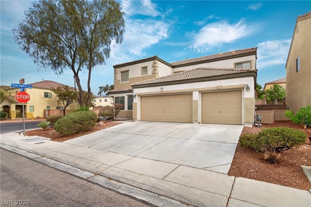 1704 Patrick Thomas Ct