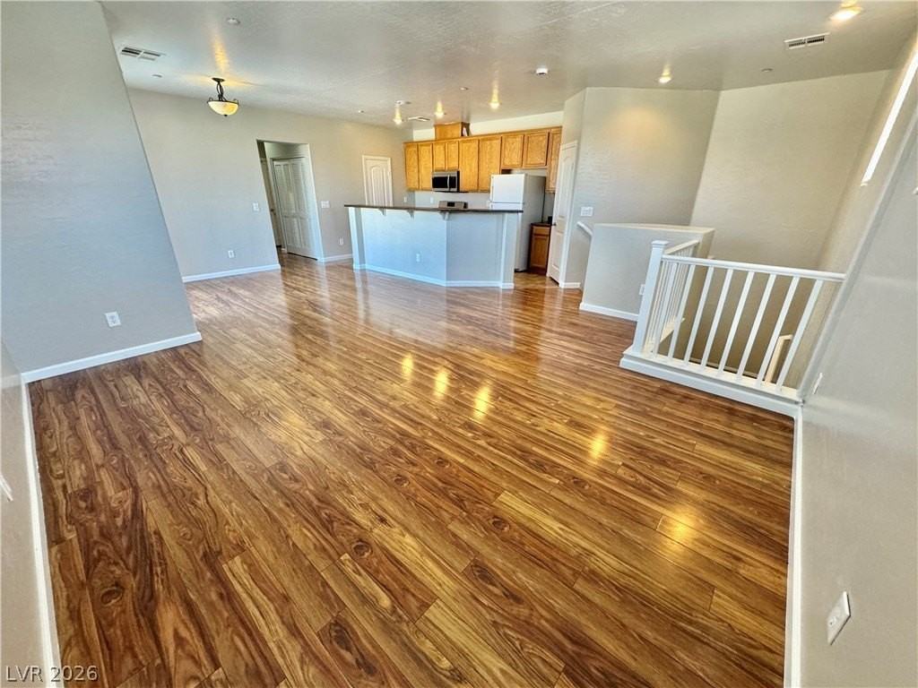 335 Clarence House Ave #103 - Photo 5 of 20