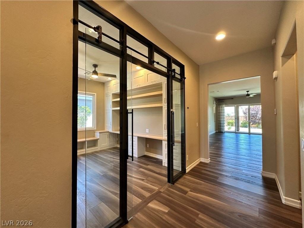 9580 Smiley Creek St - Photo 4 of 39