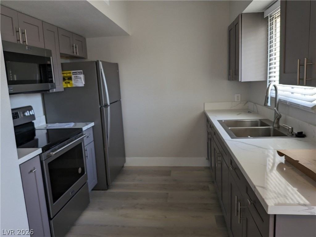 4379 Hilldale Ave - Photo 7 of 30