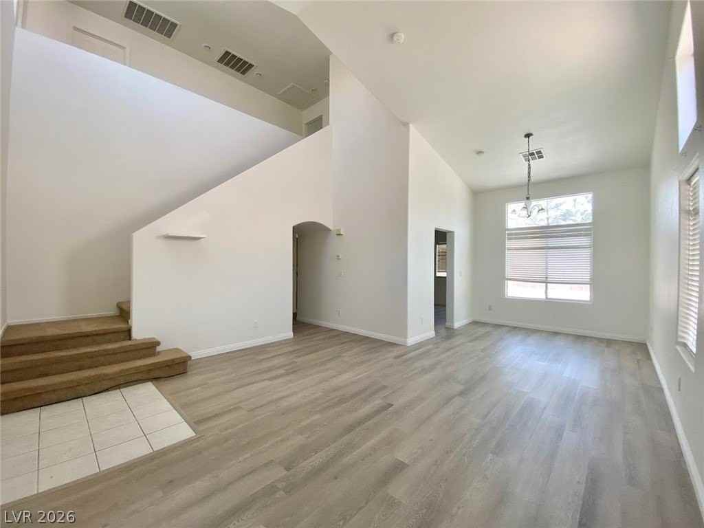 4033 Spring Line St - Photo 4 of 30