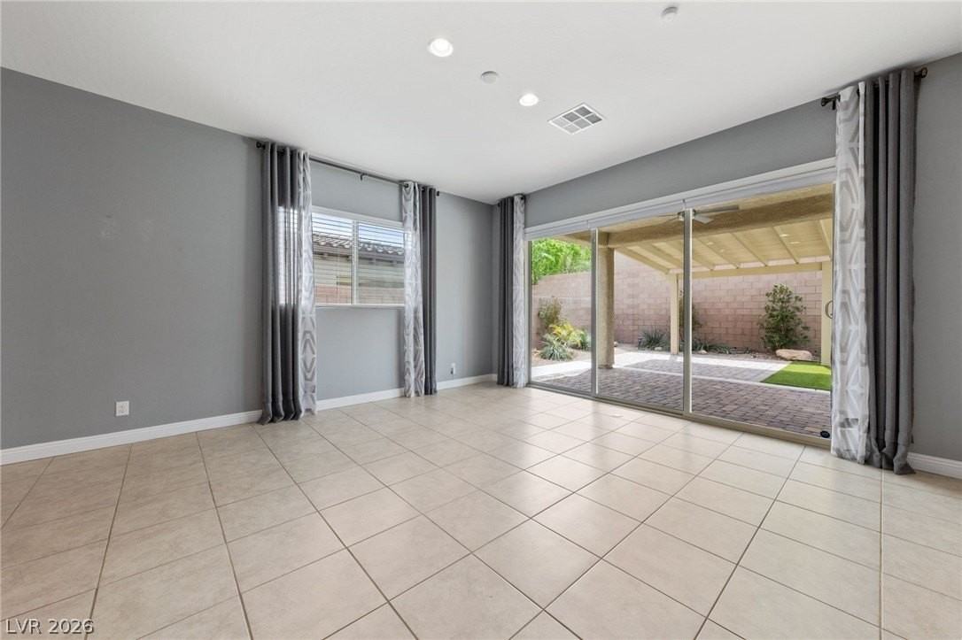 349 Bronze Creek Ct - Photo 3 of 38