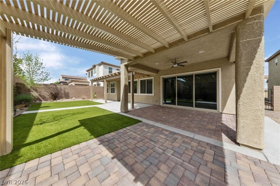 349 Bronze Creek Ct - Photo 4 of 38
