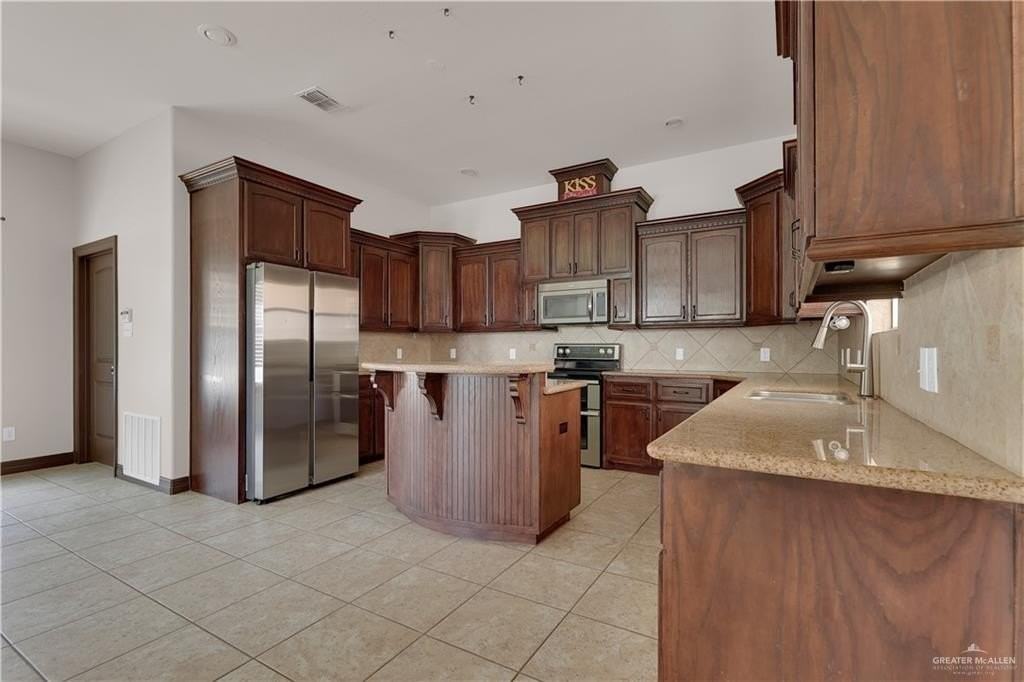 1804 Majella St - Photo 5 of 24
