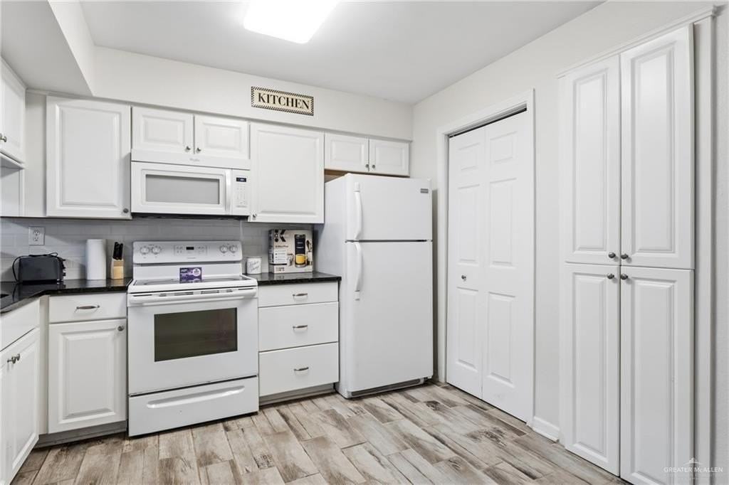 2900 Ashley Dr #101 - Photo 5 of 17