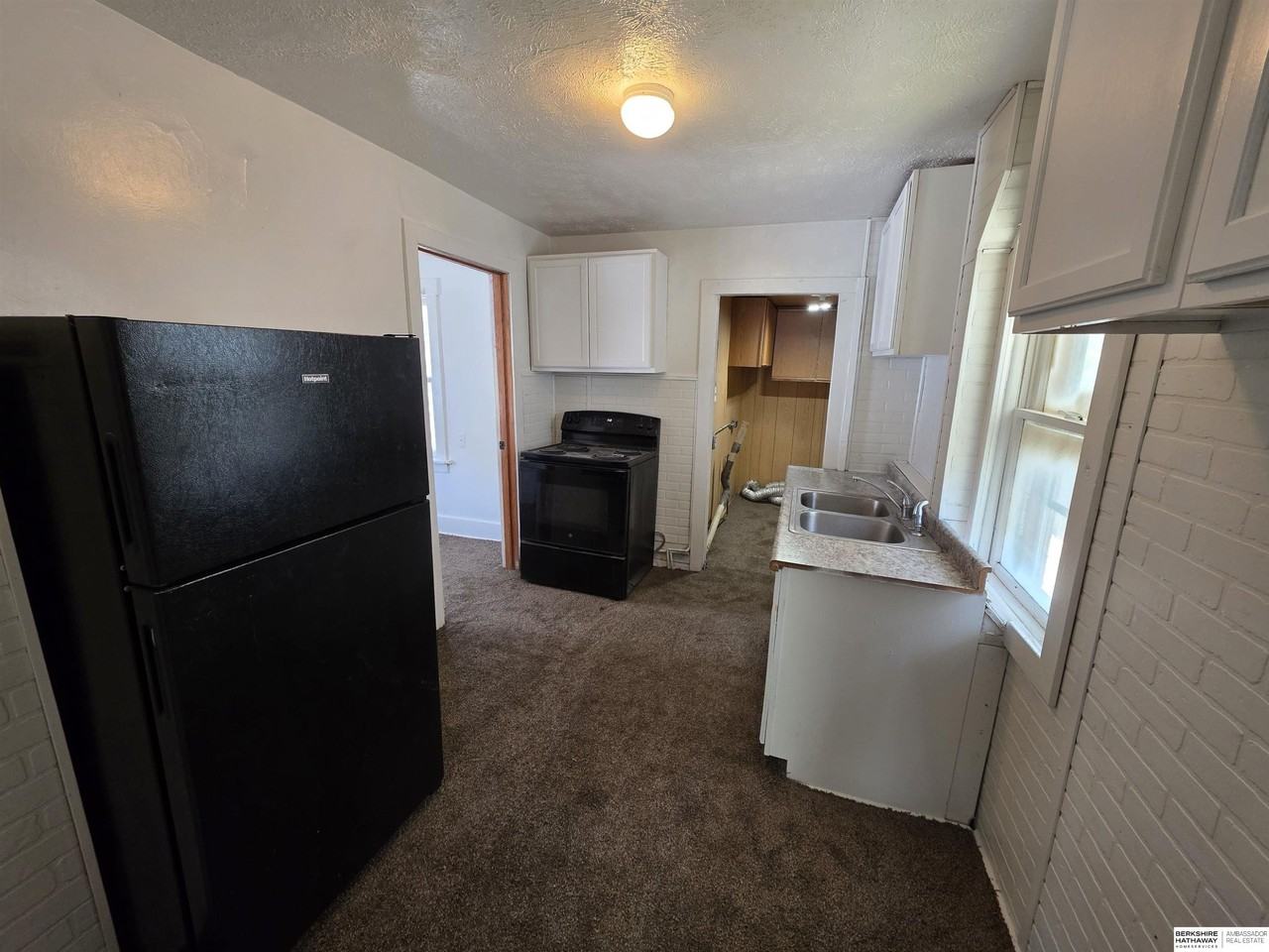 4717 N 18th St - Photo 4 of 13